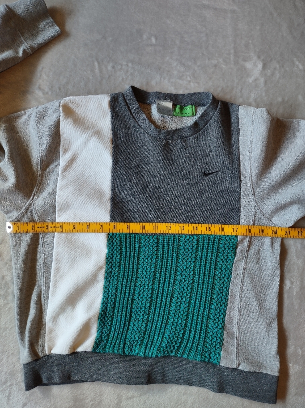 Nike Reworked Colorblock Sweatshirt – Medium - Picture 3 of 6